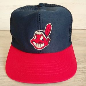 Vintage 90s Cleveland Indians Mesh Snapback Hat